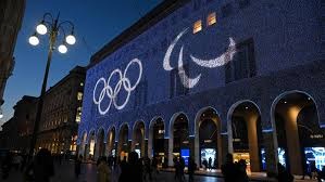 里德-谢泼德抢断后倒地 仍能精准长传伊森1打0双手暴扣