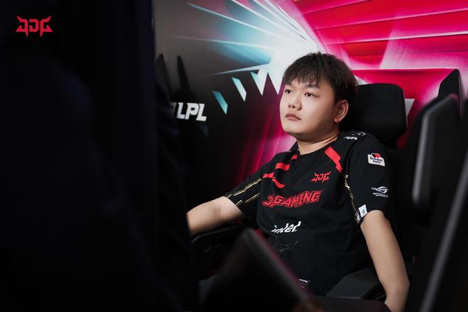 在这些战术 在这些战术