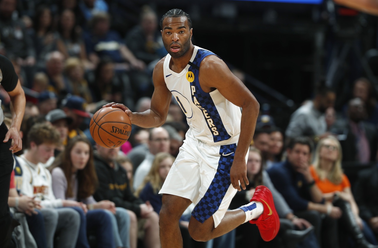 的篮下干扰 的篮下干扰