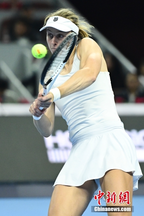 队贡献了一 队贡献了一